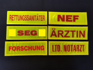 Brustschild gelb/rot, glänzende Brustschilder, Sonderpreis, Schild Reflex gelb, Brustschilder 15x5 cm, gelbes Brustschild,